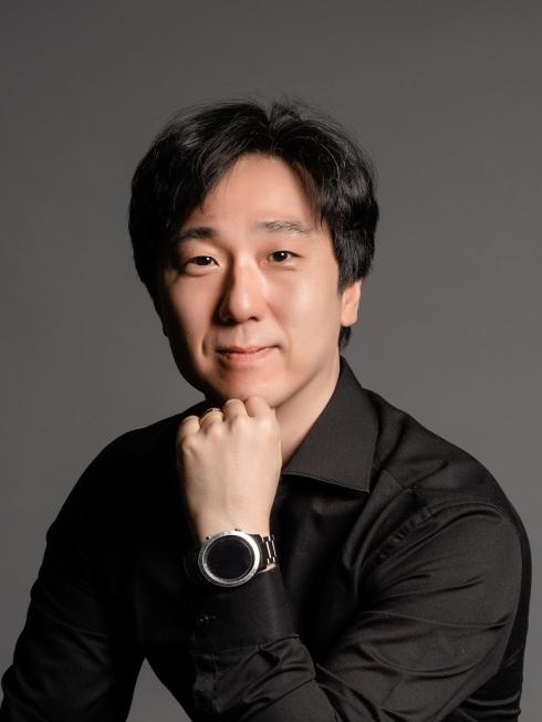 Music Director 김종욱